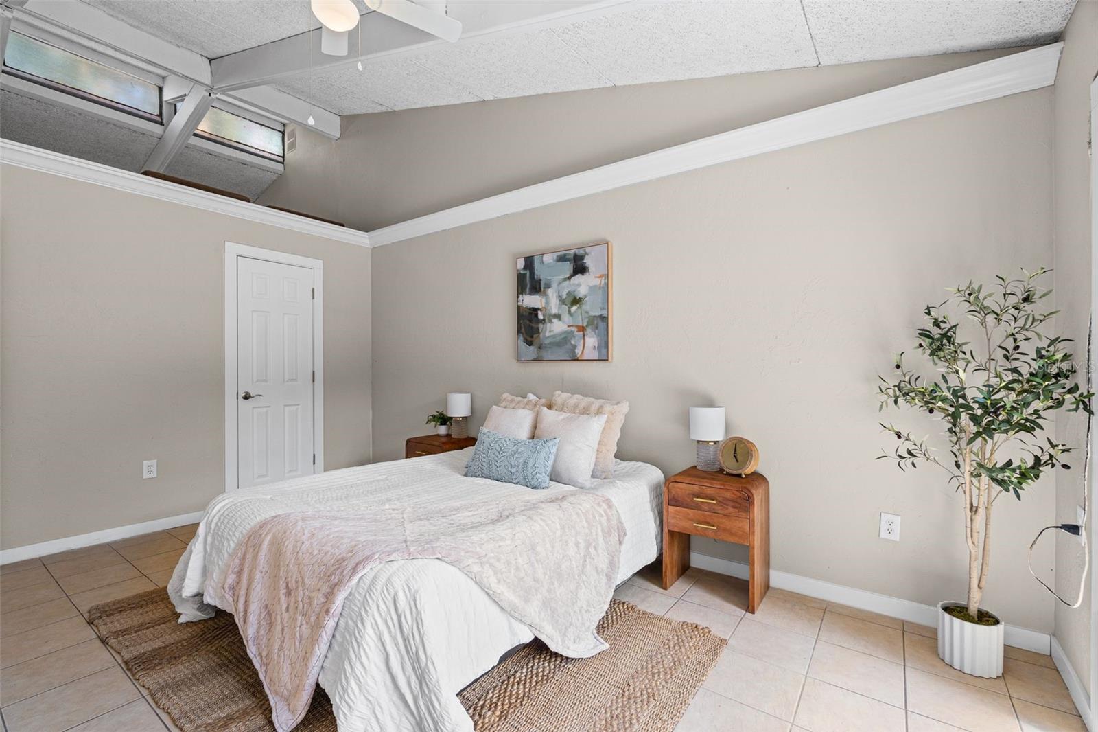 500 N JEFFERSON AVE #H1, SARASOTA, FL, 34237