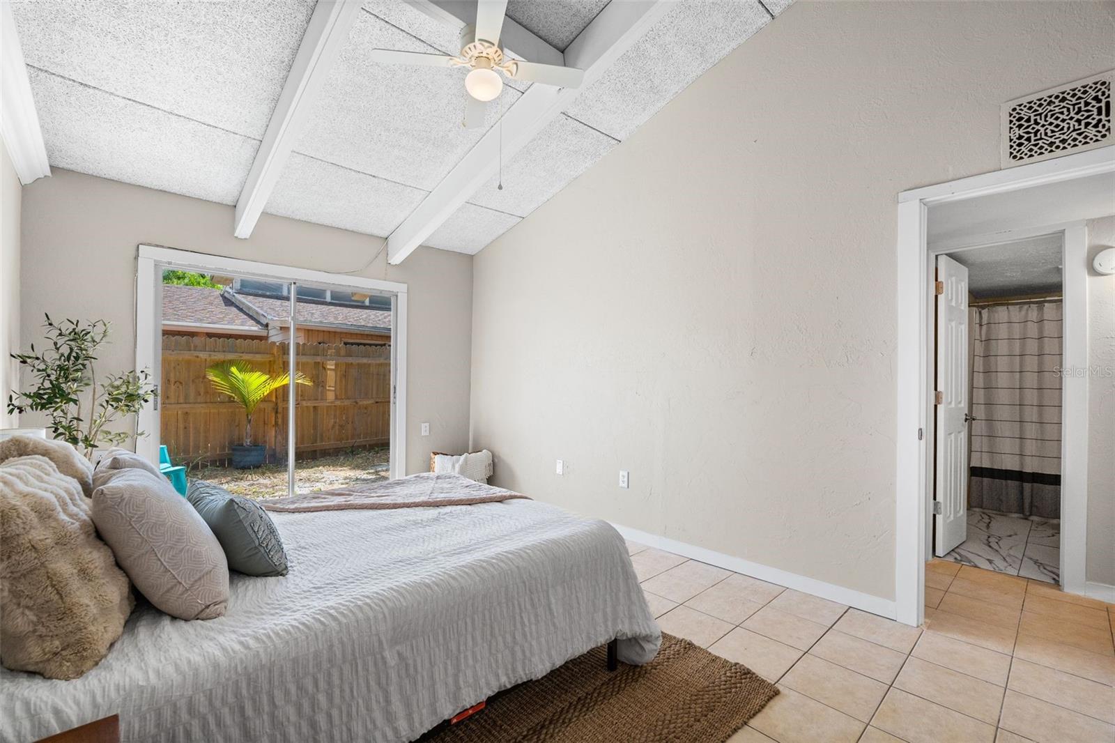 500 N JEFFERSON AVE #H1, SARASOTA, FL, 34237