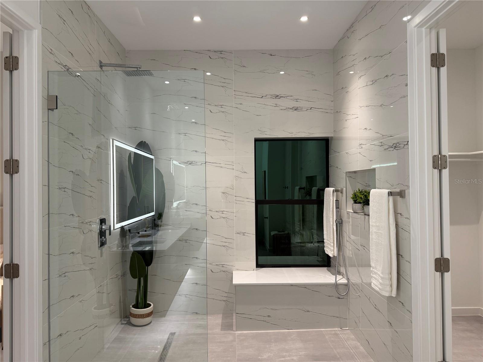 2306 VALENCIA DR, SARASOTA, FL, 34239