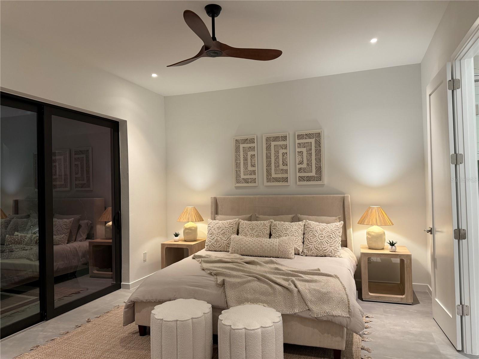 2306 VALENCIA DR, SARASOTA, FL, 34239