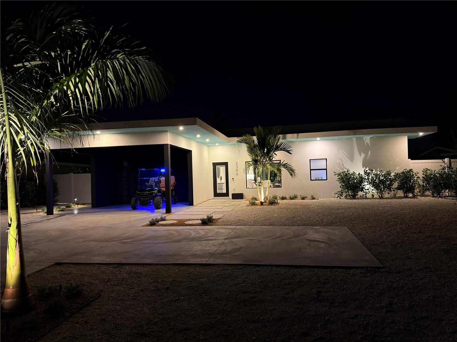 2306 VALENCIA DR, SARASOTA, FL, 34239