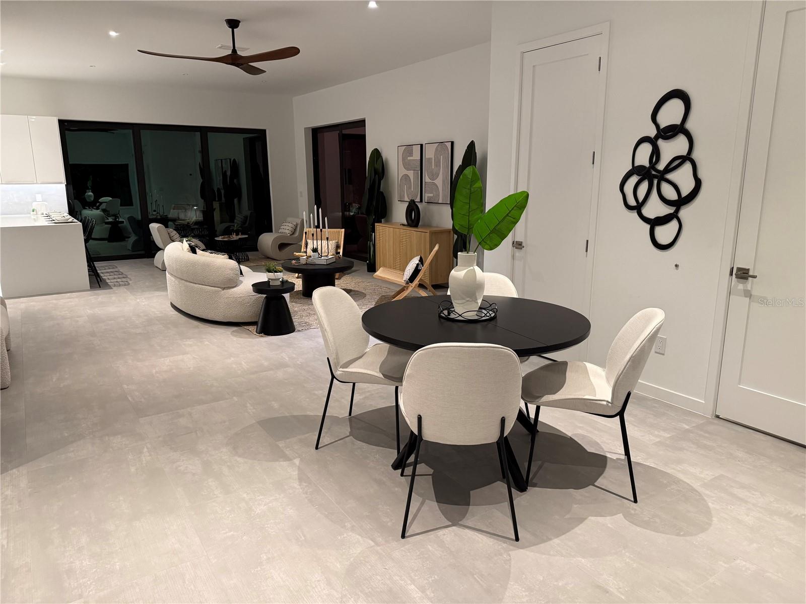 2306 VALENCIA DR, SARASOTA, FL, 34239