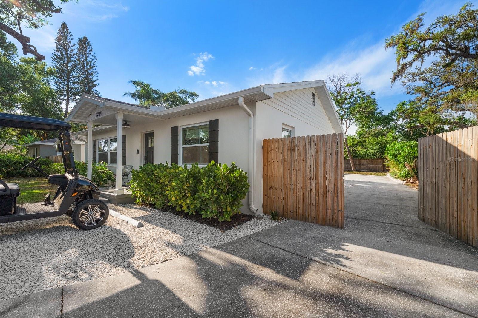 1246 IDLEWILD DR, CLEARWATER, FL, 33755