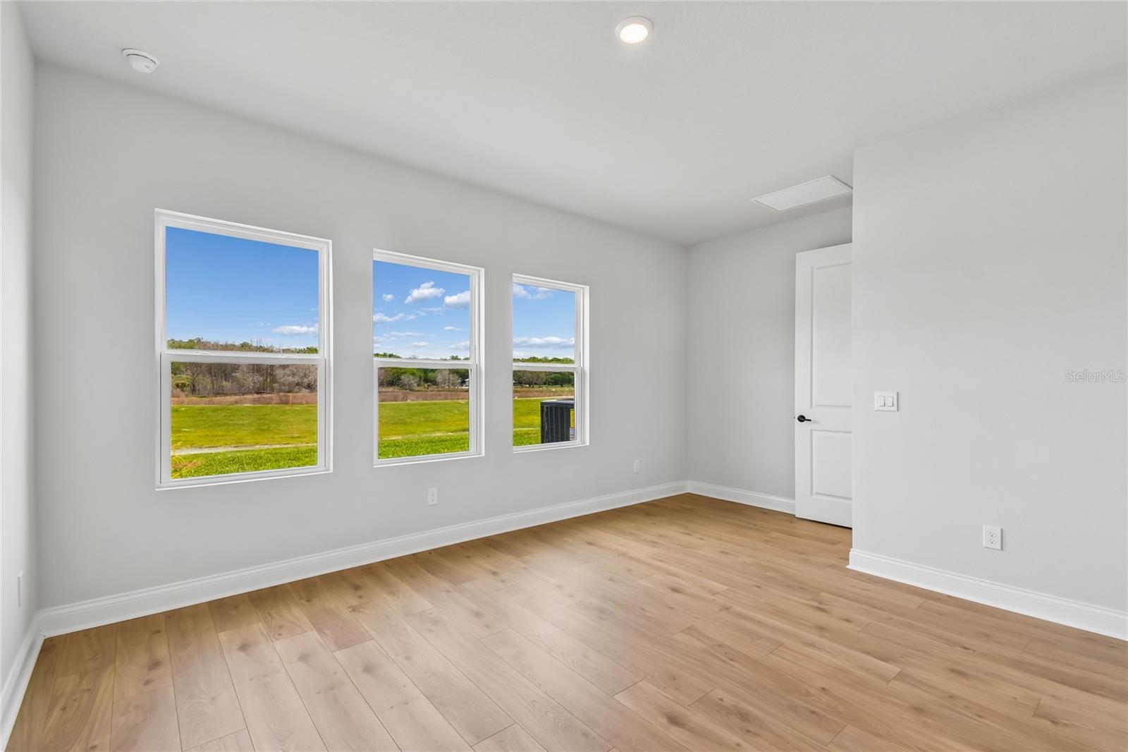 5693 LEAFLET TRL, MOUNT DORA, FL, 32757