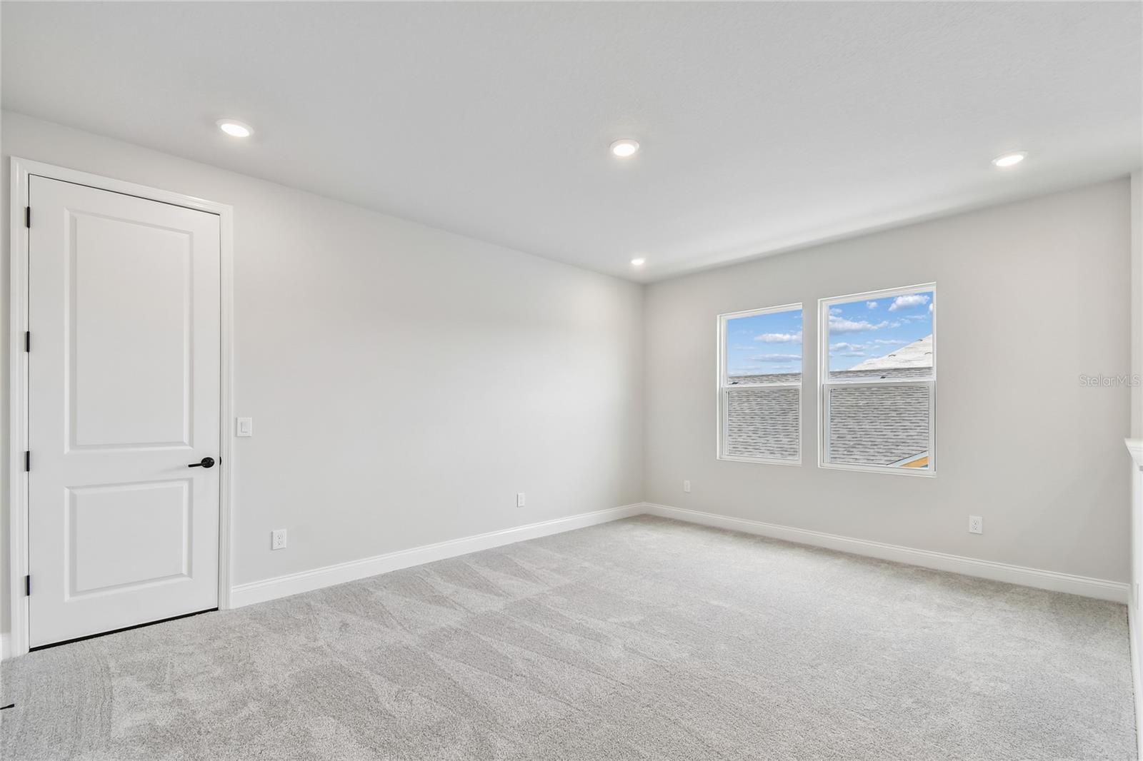 5693 LEAFLET TRL, MOUNT DORA, FL, 32757