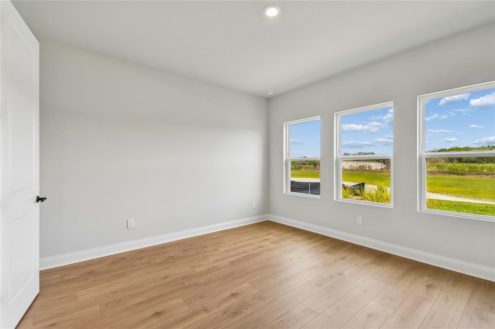 5693 LEAFLET TRL, MOUNT DORA, FL, 32757