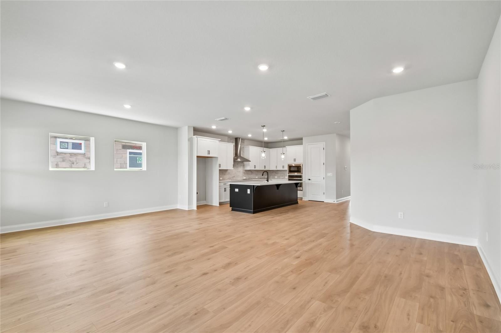 5693 LEAFLET TRL, MOUNT DORA, FL, 32757