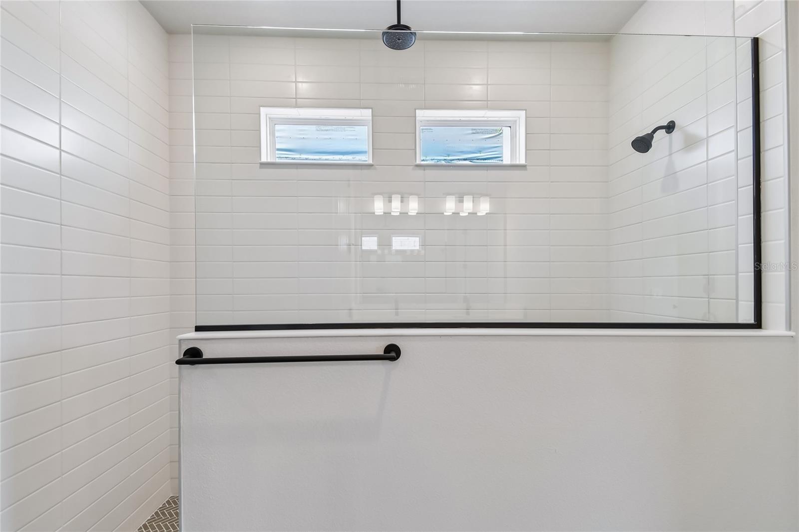 5693 LEAFLET TRL, MOUNT DORA, FL, 32757