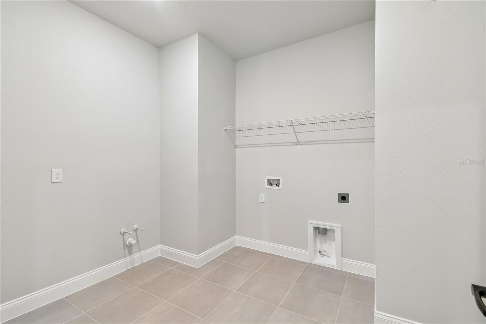 5693 LEAFLET TRL, MOUNT DORA, FL, 32757