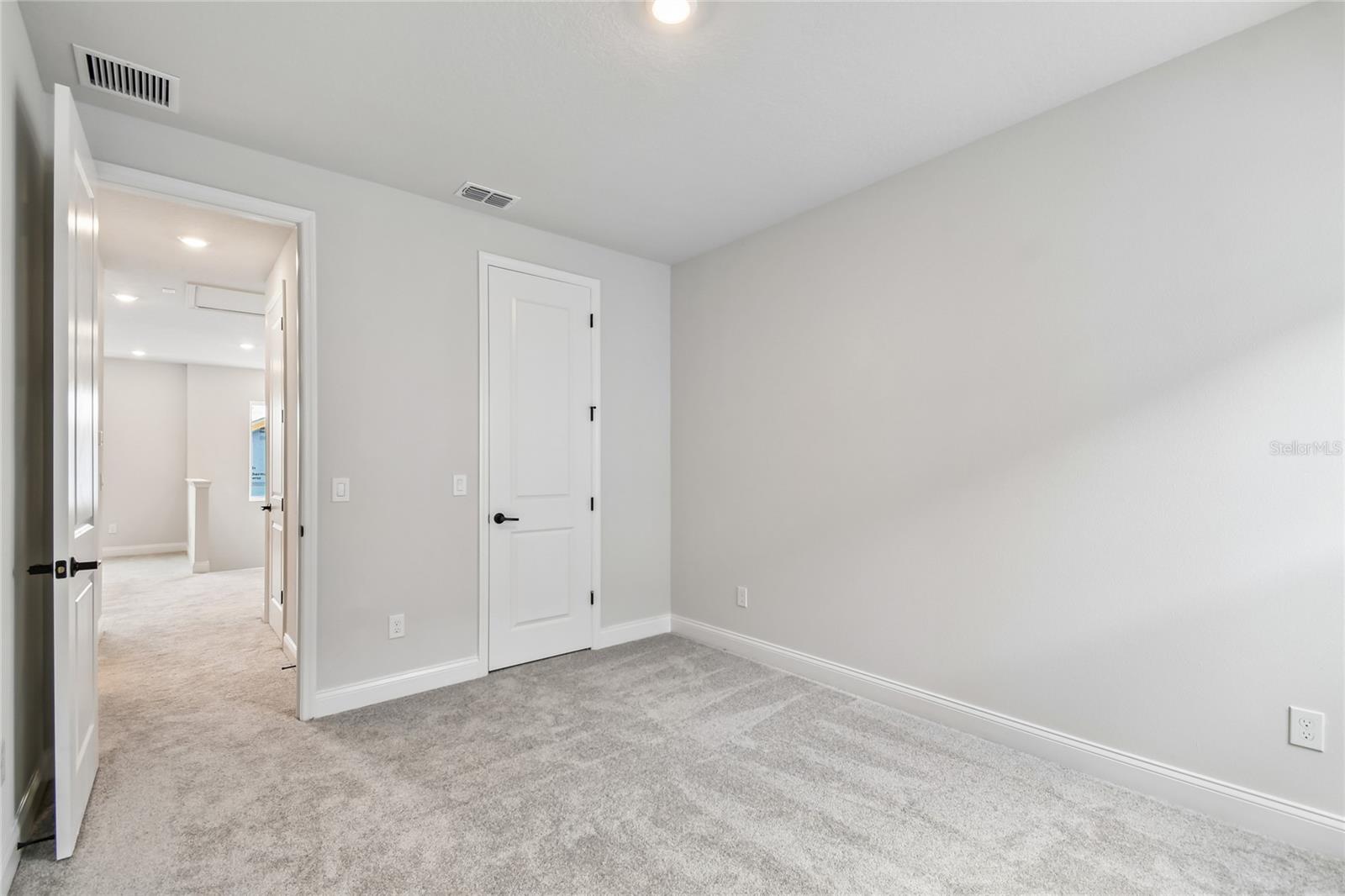 5693 LEAFLET TRL, MOUNT DORA, FL, 32757