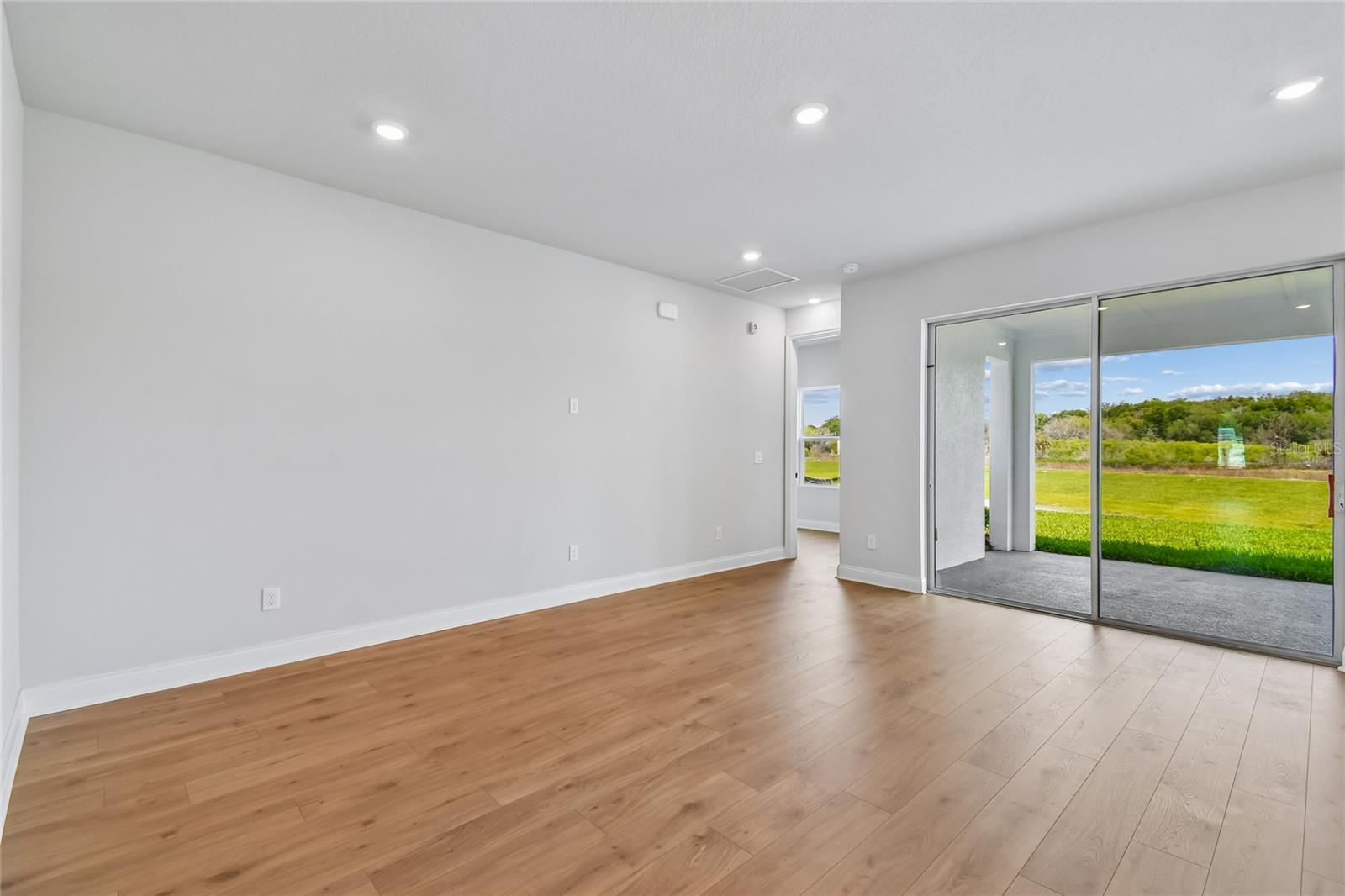 5693 LEAFLET TRL, MOUNT DORA, FL, 32757