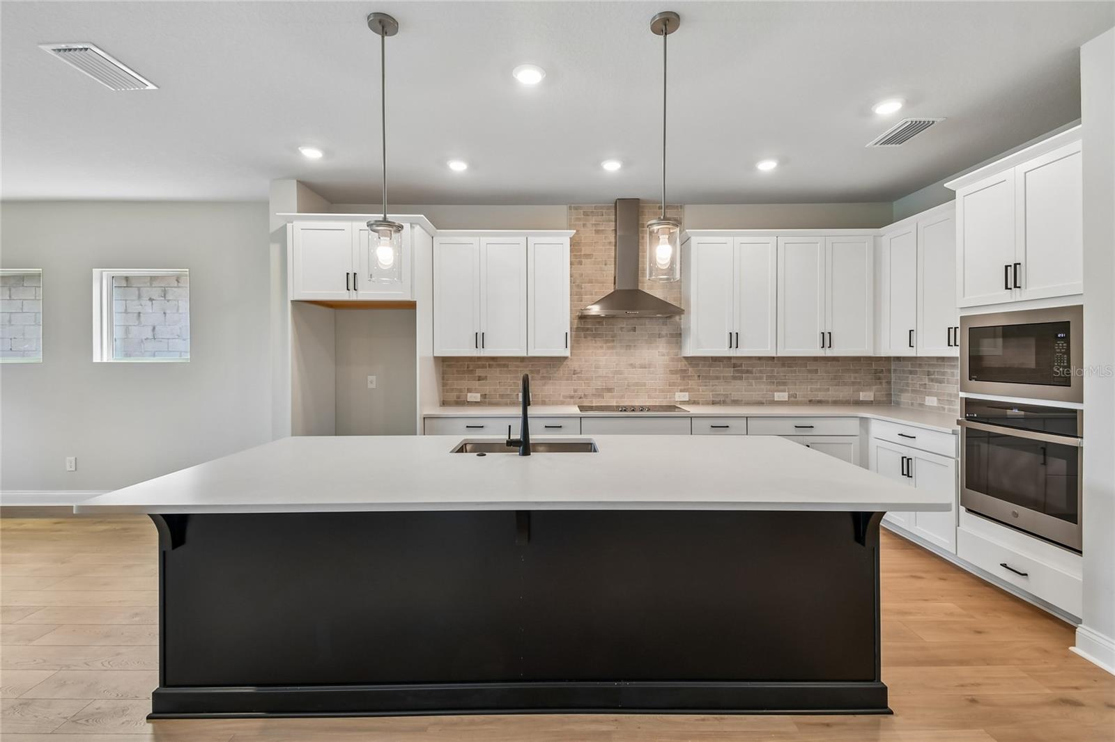 5693 LEAFLET TRL, MOUNT DORA, FL, 32757