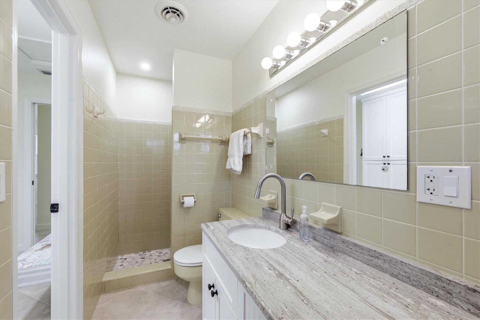 6421 MANASOTA KEY RD, ENGLEWOOD, FL, 34223