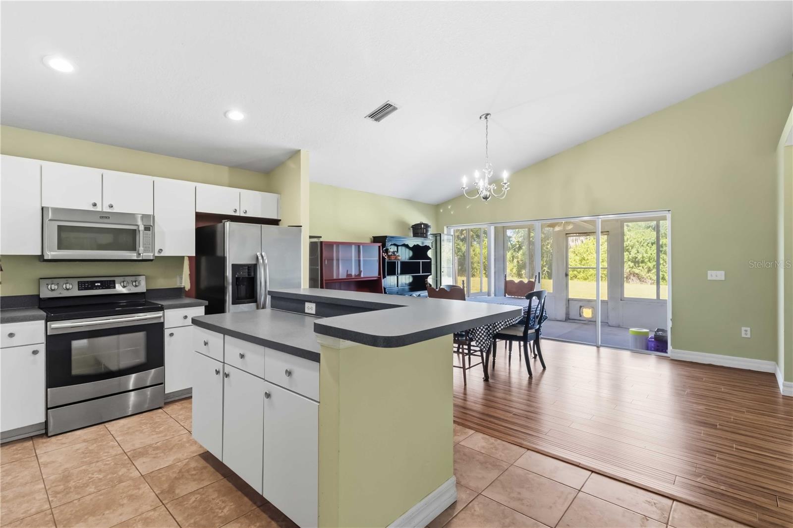 7211 48TH AVE E, PALMETTO, FL, 34221