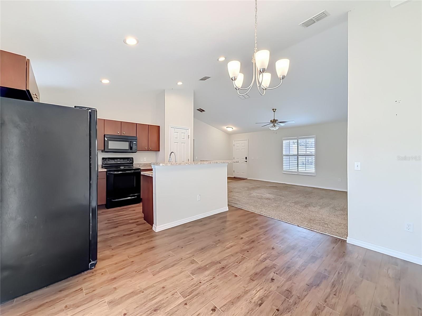 28 PINE COURT DR, OCALA, FL, 34472