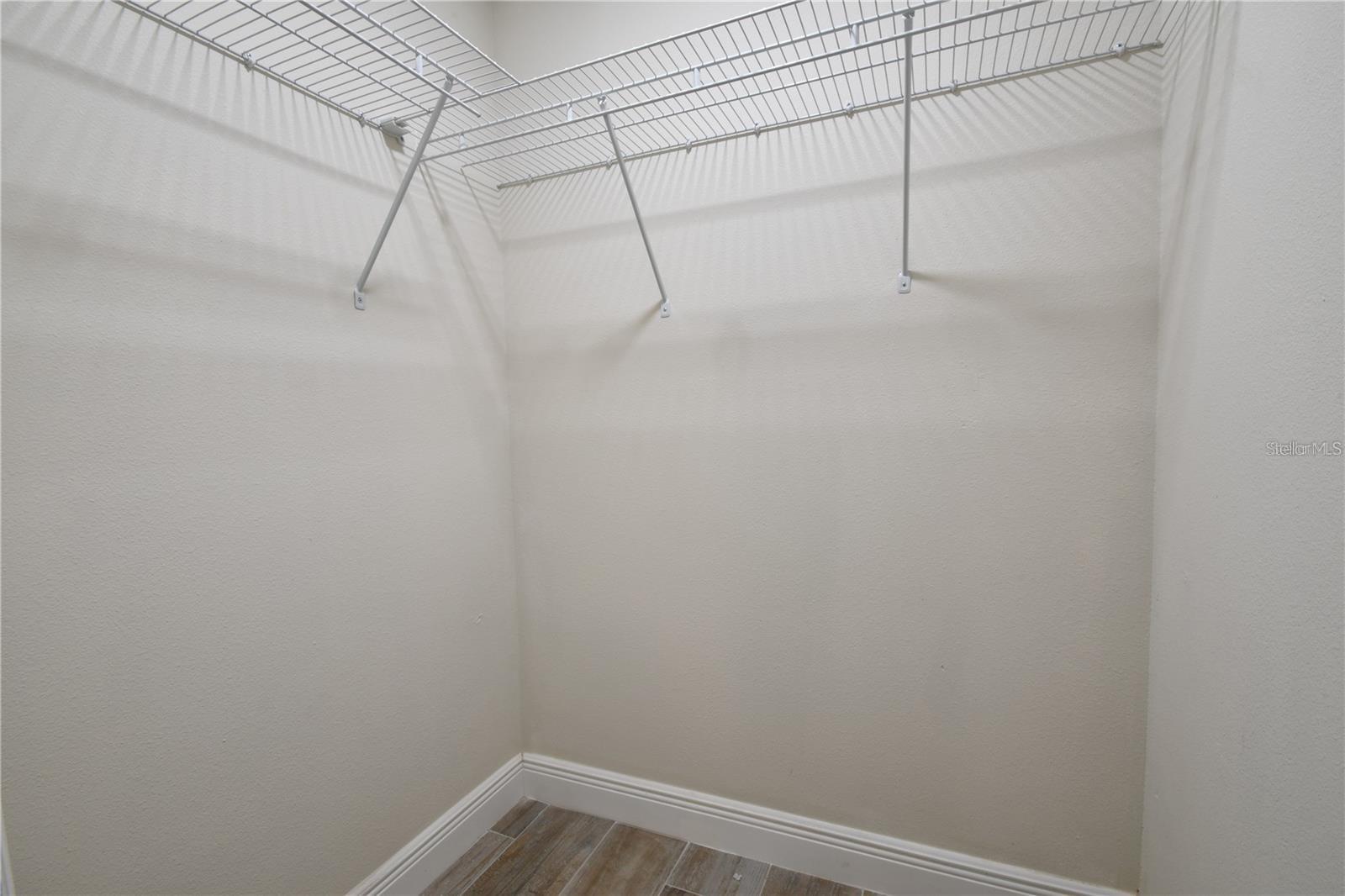 450 OBISPO AVE, ORLANDO, FL, 32807