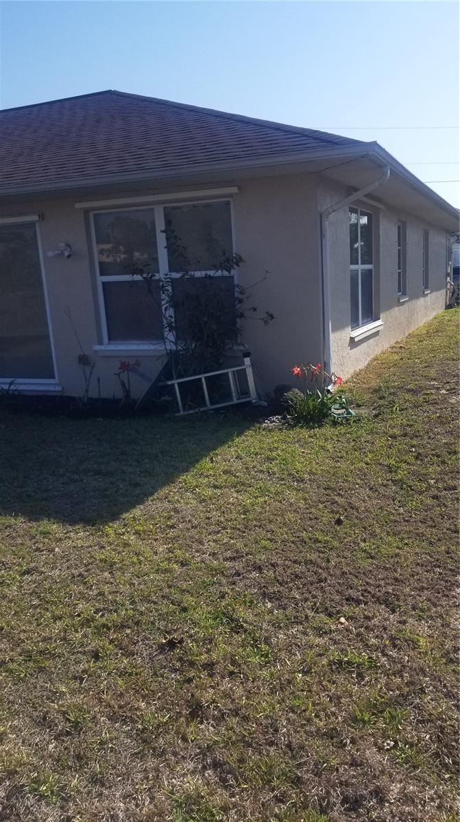 706 CANTERBURY CIR, LEHIGH ACRES, FL, 33974