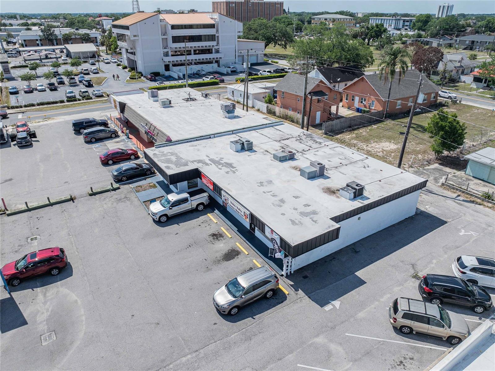 211 E CENTRAL AVE, WINTER HAVEN, FL, 33880