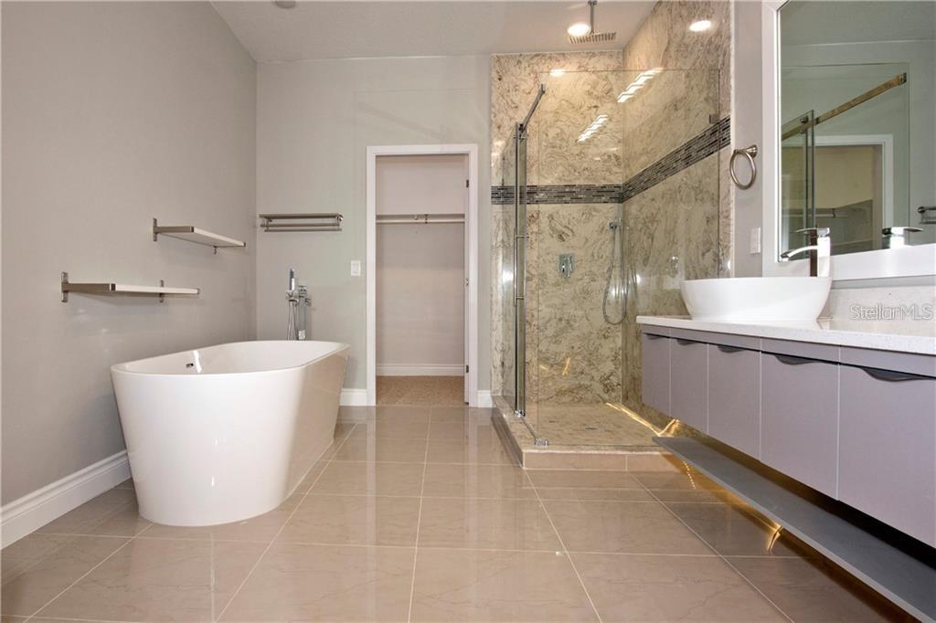 1927 GREENBRIAR TER, DAVENPORT, FL, 33837