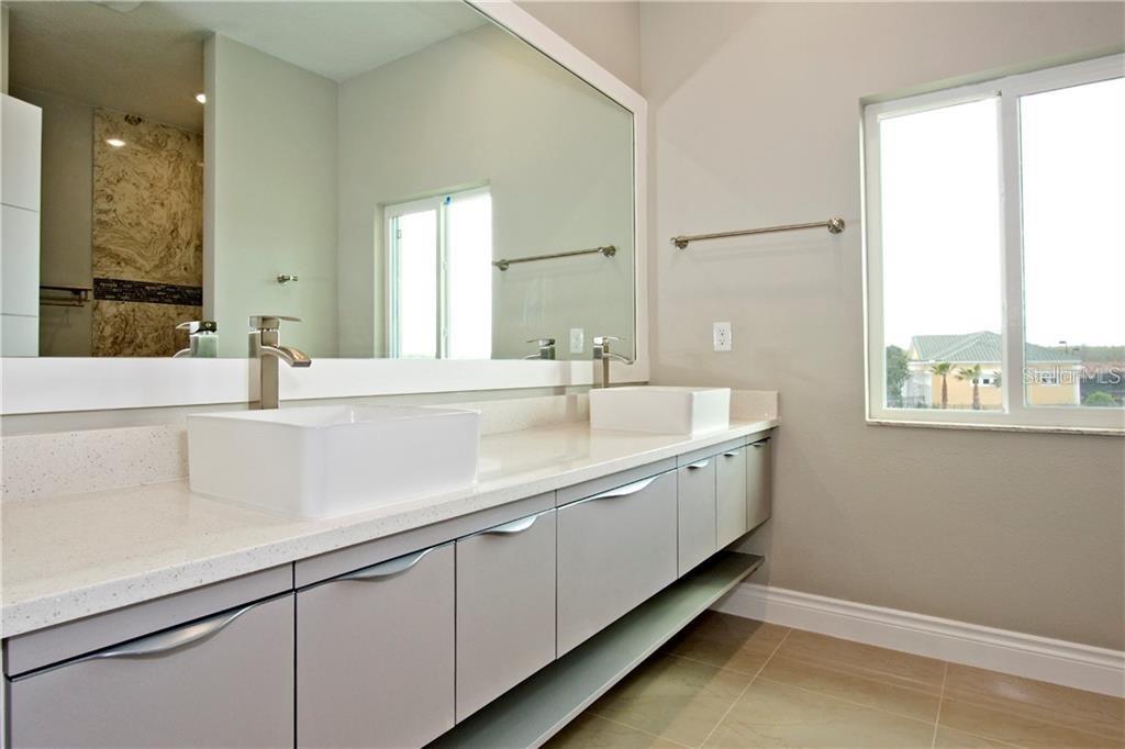 1927 GREENBRIAR TER, DAVENPORT, FL, 33837