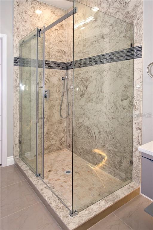 1927 GREENBRIAR TER, DAVENPORT, FL, 33837