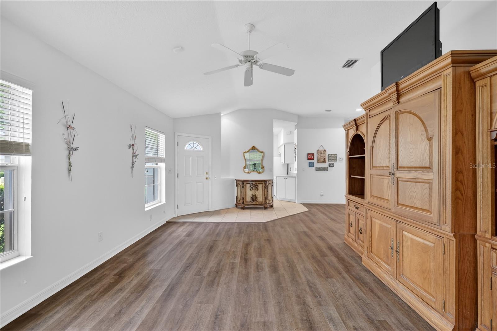 27545 DISCOVER CT, LEESBURG, FL, 34748