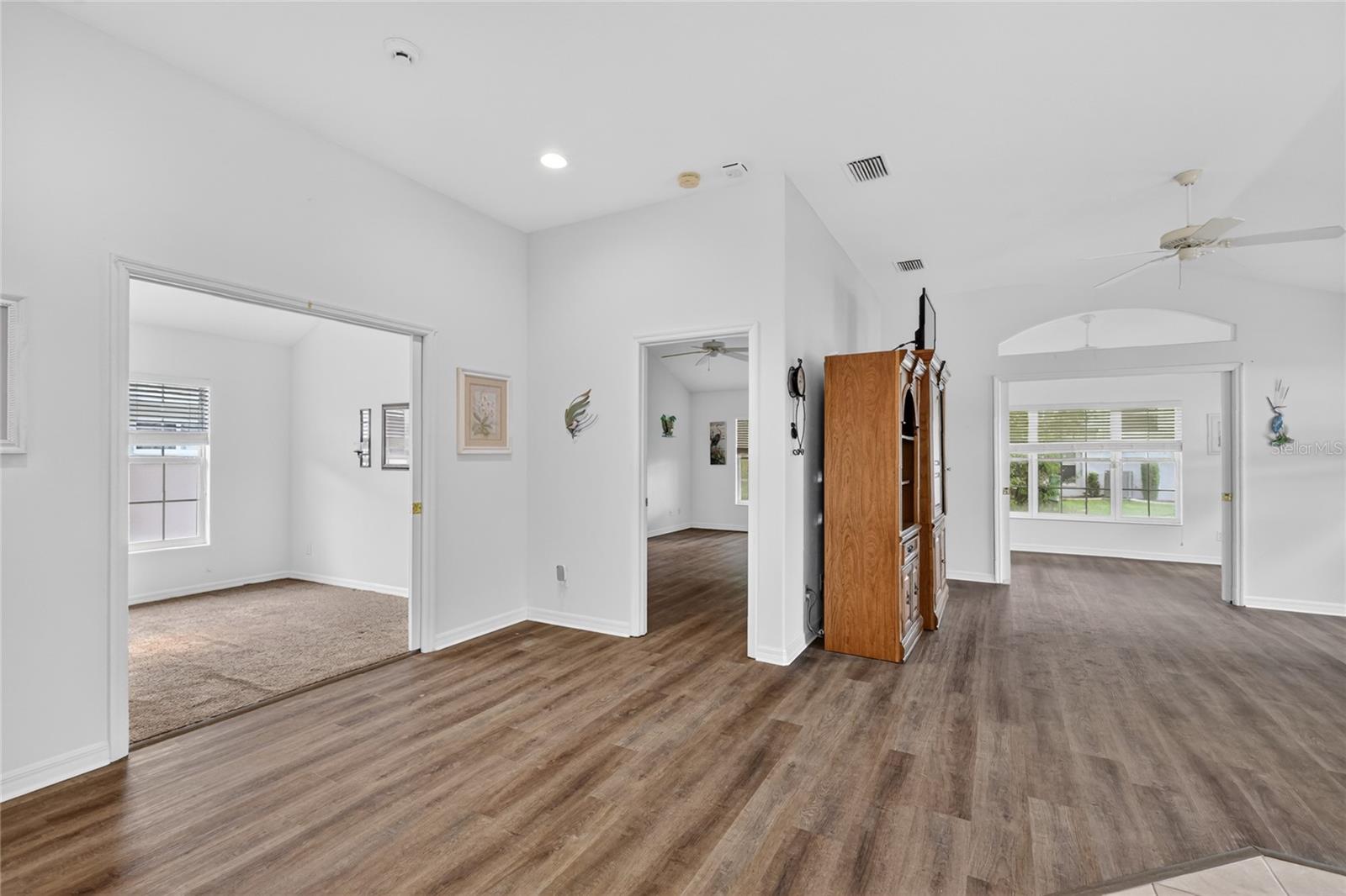 27545 DISCOVER CT, LEESBURG, FL, 34748