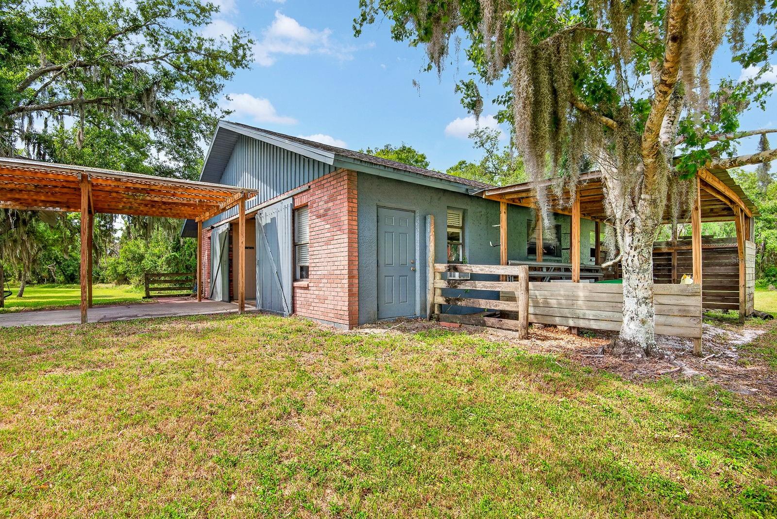 140 COWPEN LN, SARASOTA, FL, 34240