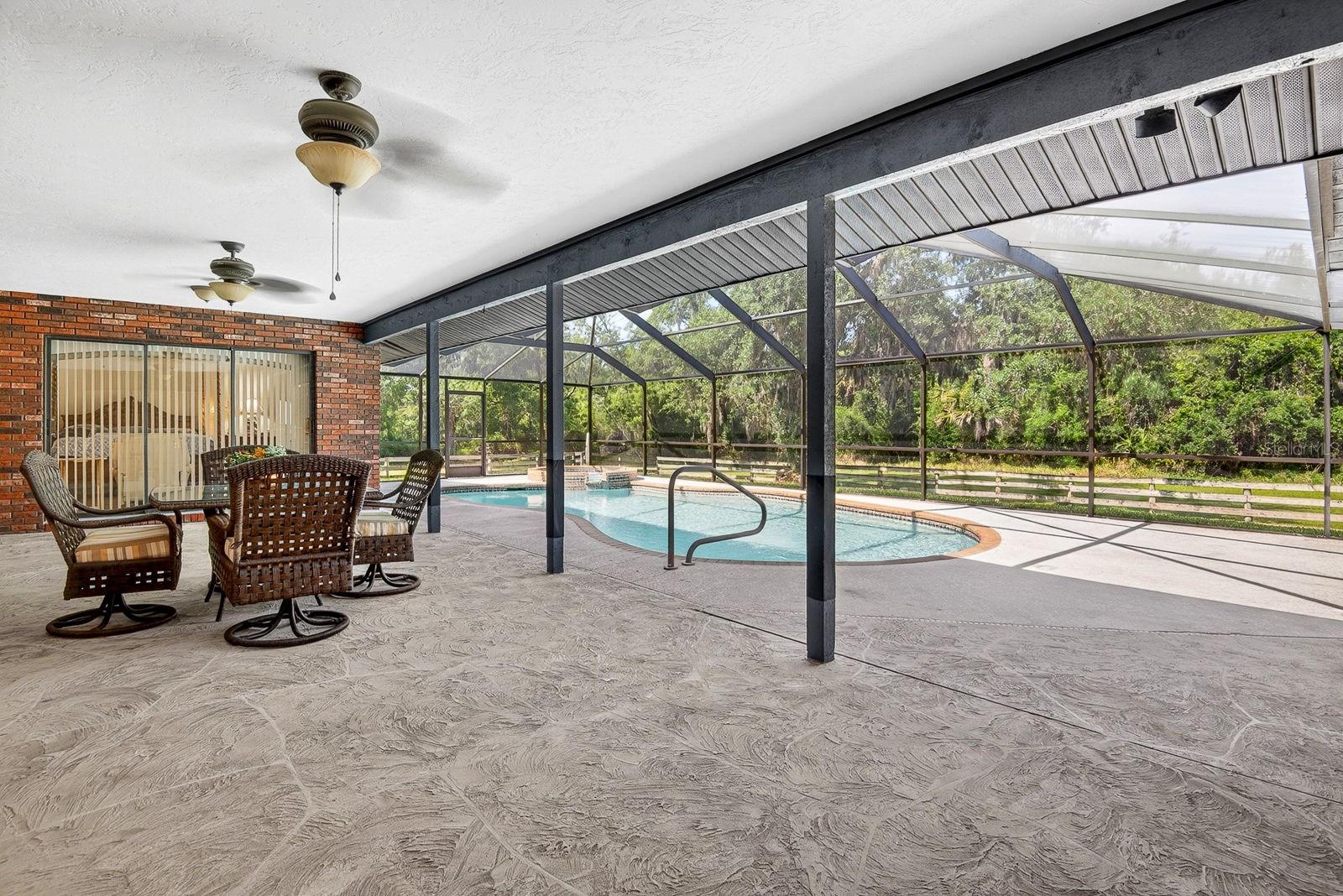 140 COWPEN LN, SARASOTA, FL, 34240