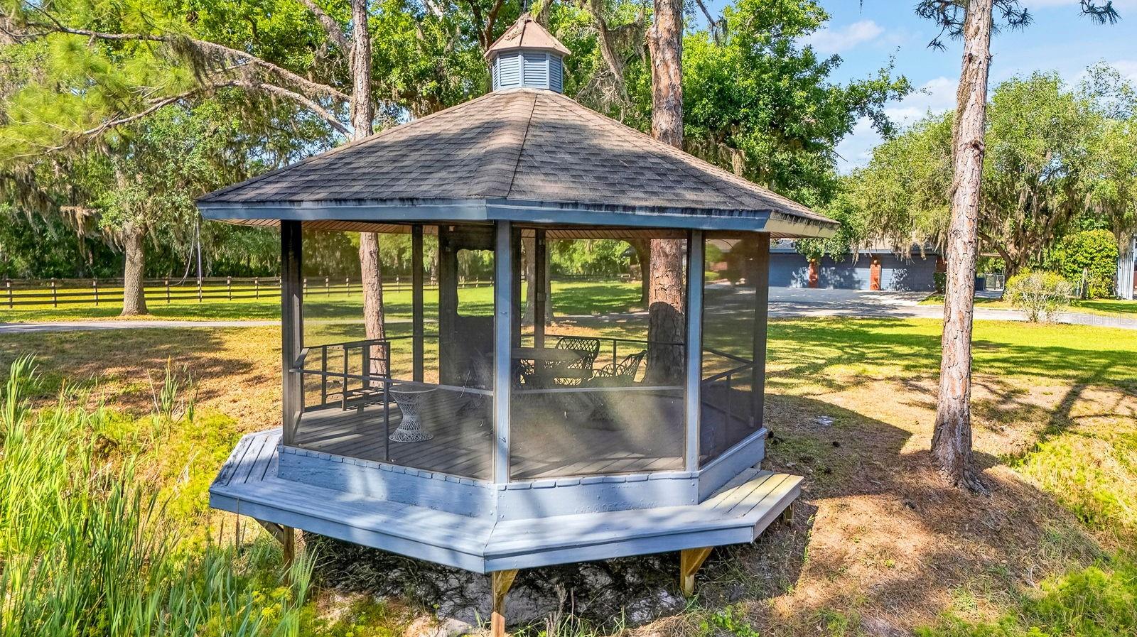 140 COWPEN LN, SARASOTA, FL, 34240