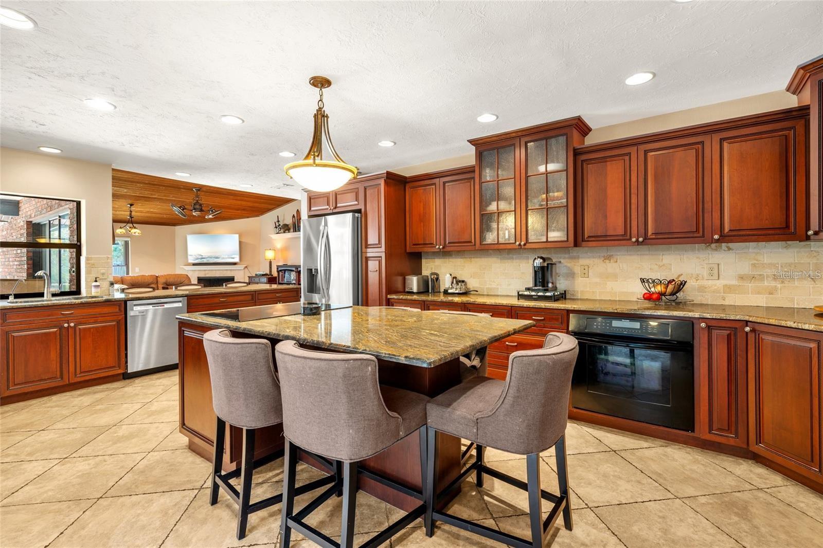 140 COWPEN LN, SARASOTA, FL, 34240