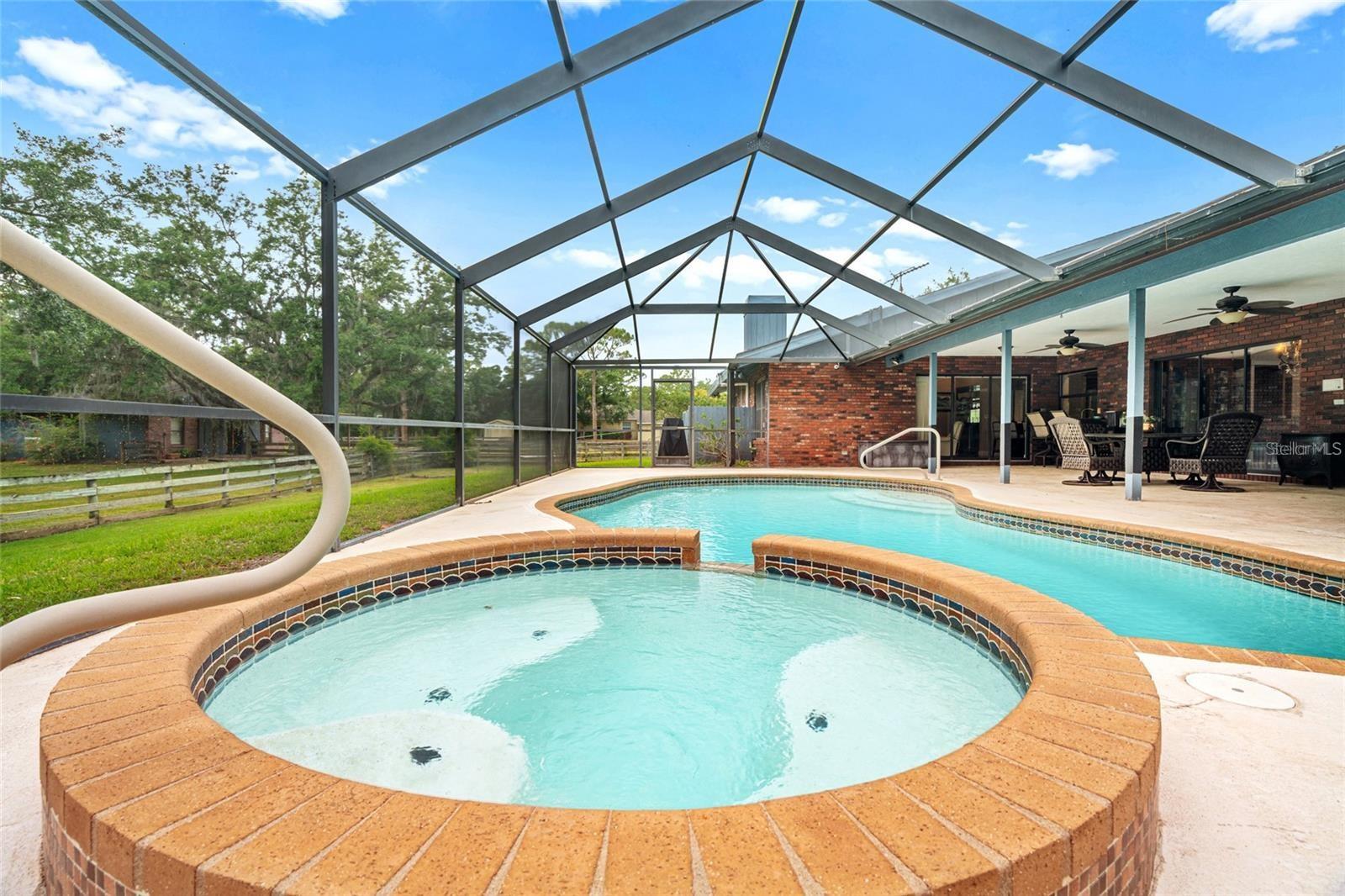 140 COWPEN LN, SARASOTA, FL, 34240