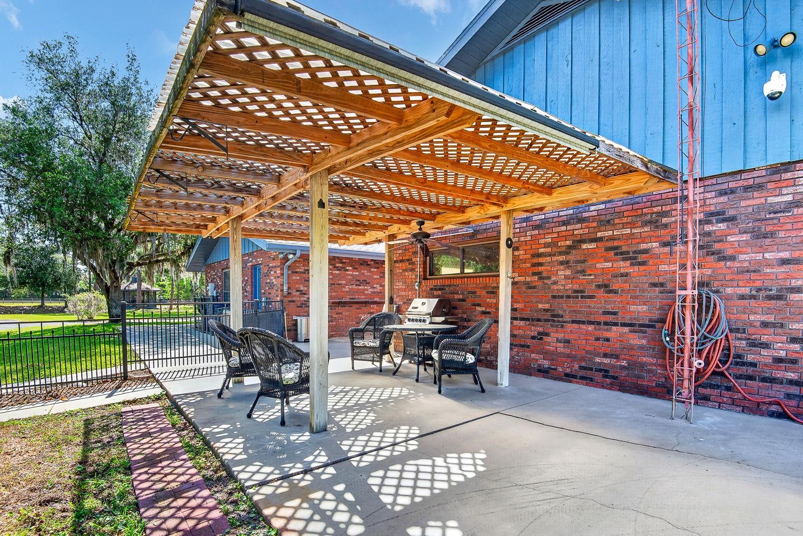 140 COWPEN LN, SARASOTA, FL, 34240