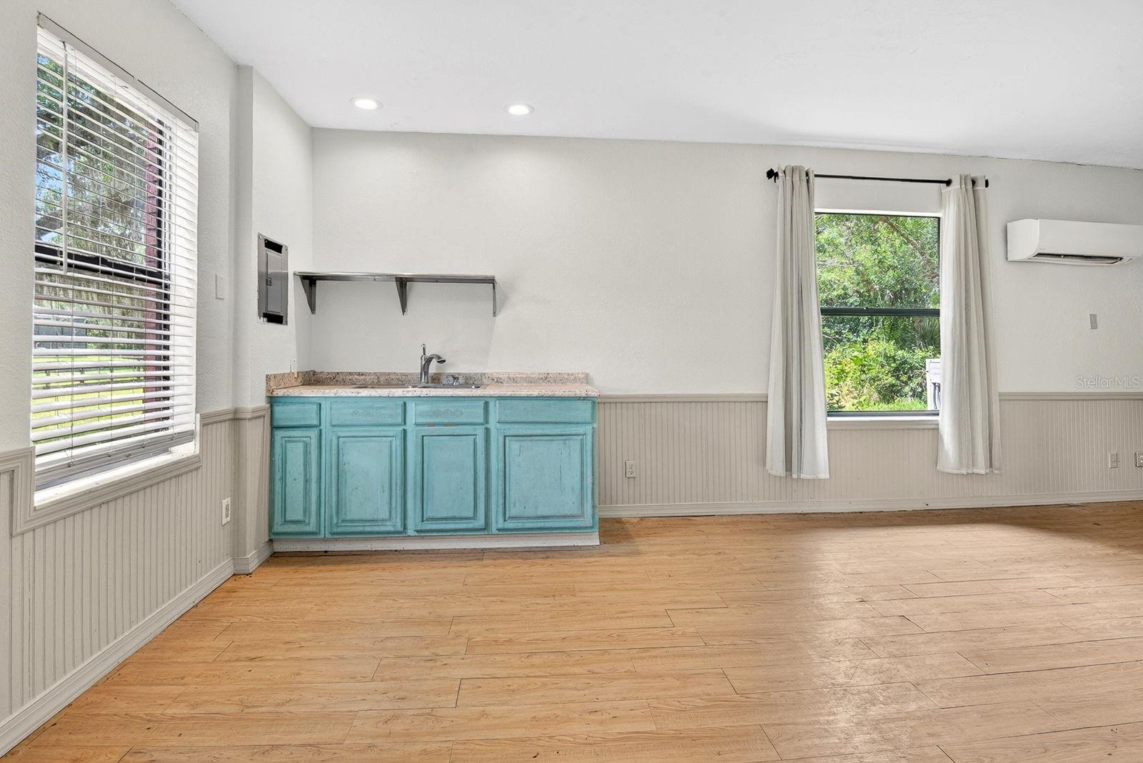 140 COWPEN LN, SARASOTA, FL, 34240