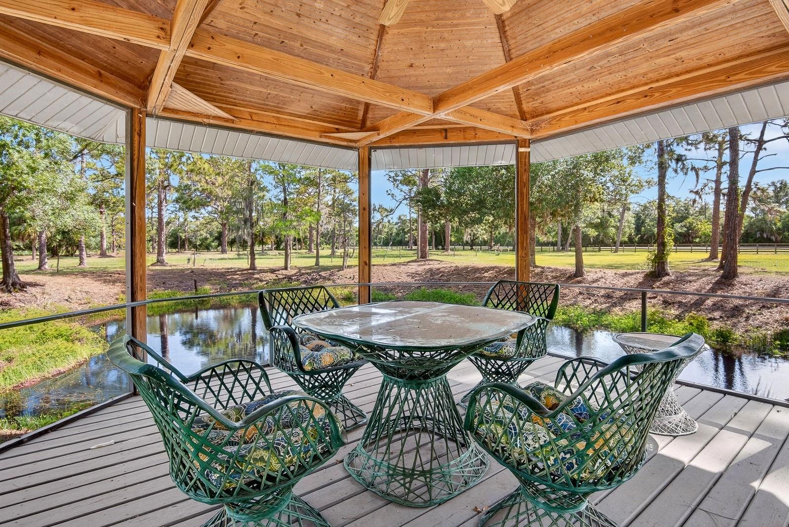 140 COWPEN LN, SARASOTA, FL, 34240