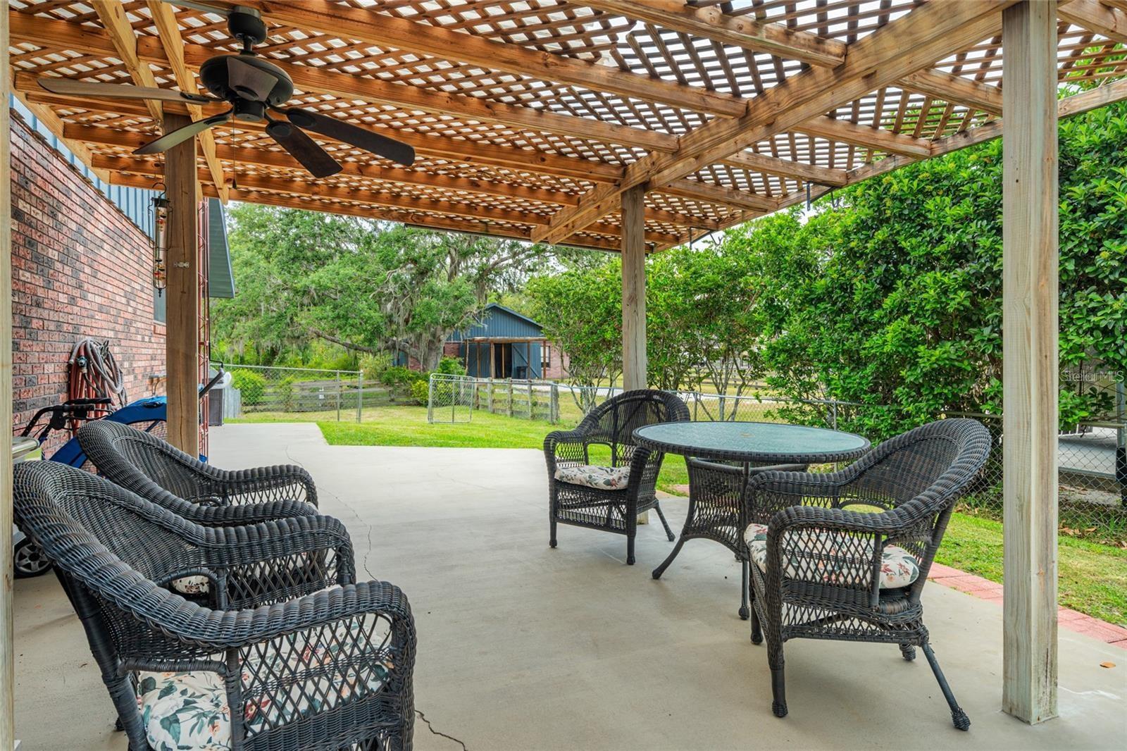 140 COWPEN LN, SARASOTA, FL, 34240