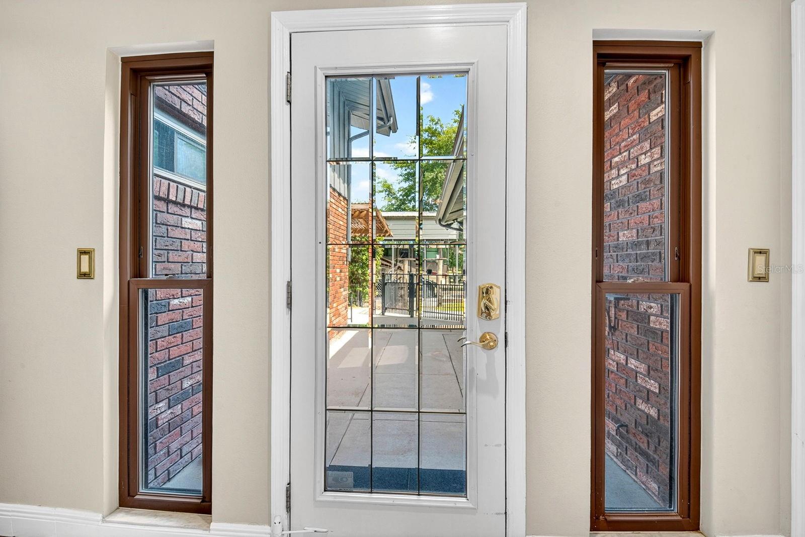 140 COWPEN LN, SARASOTA, FL, 34240