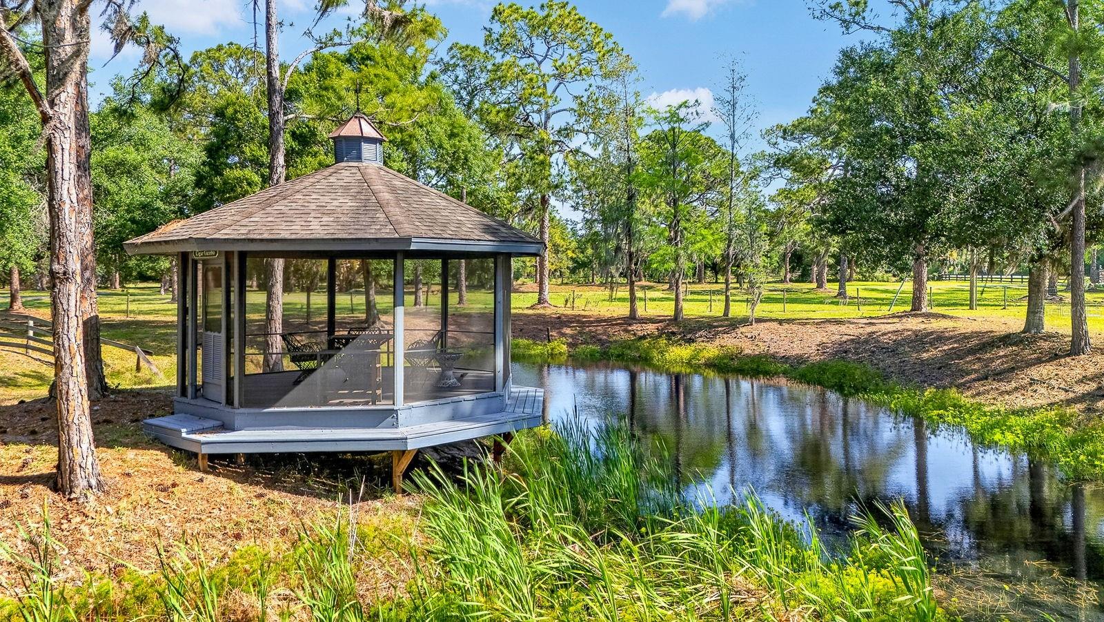 140 COWPEN LN, SARASOTA, FL, 34240