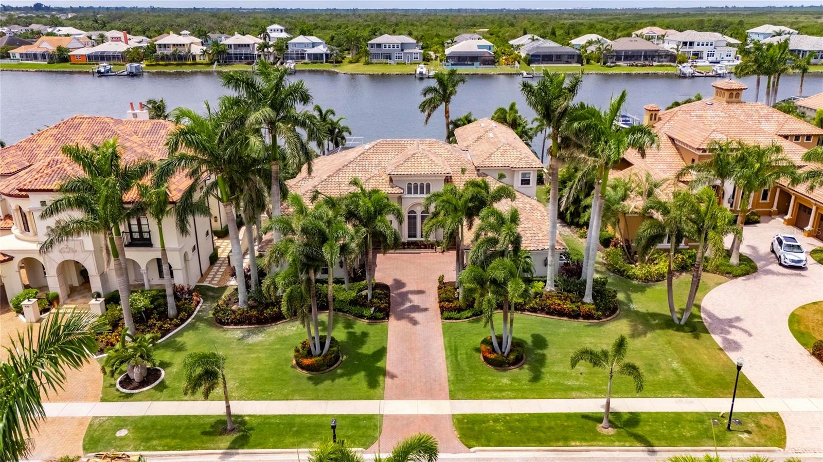 624 BALIBAY RD, APOLLO BEACH, FL, 33572