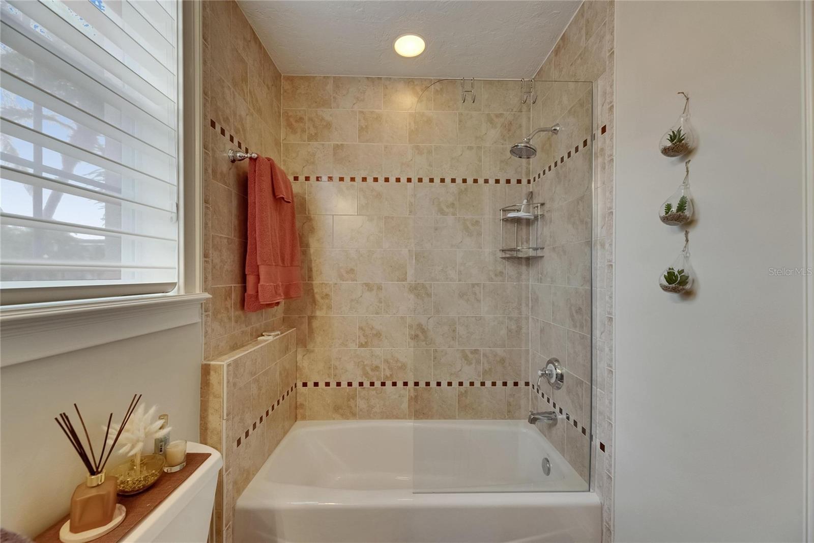 624 BALIBAY RD, APOLLO BEACH, FL, 33572