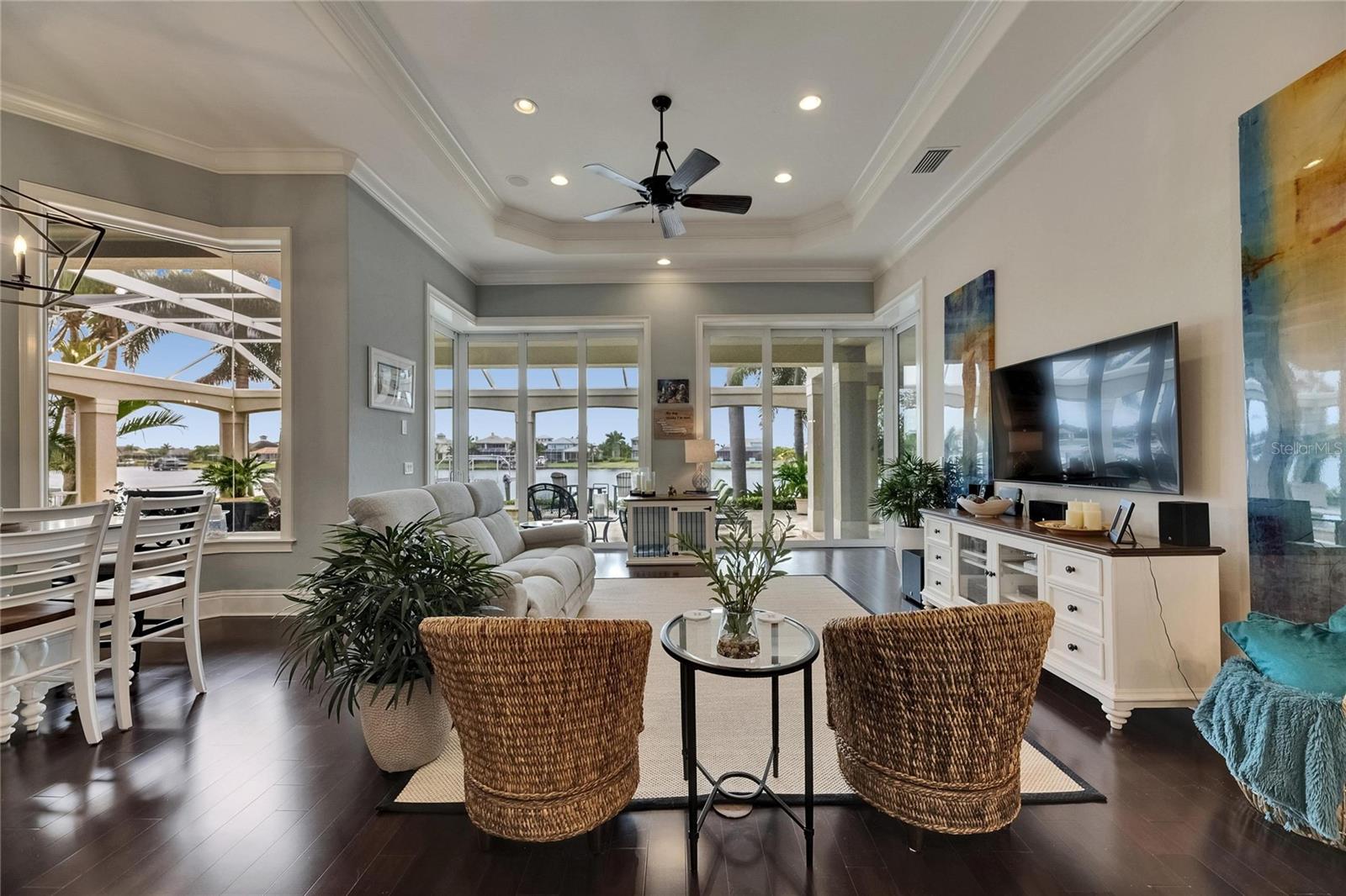 624 BALIBAY RD, APOLLO BEACH, FL, 33572