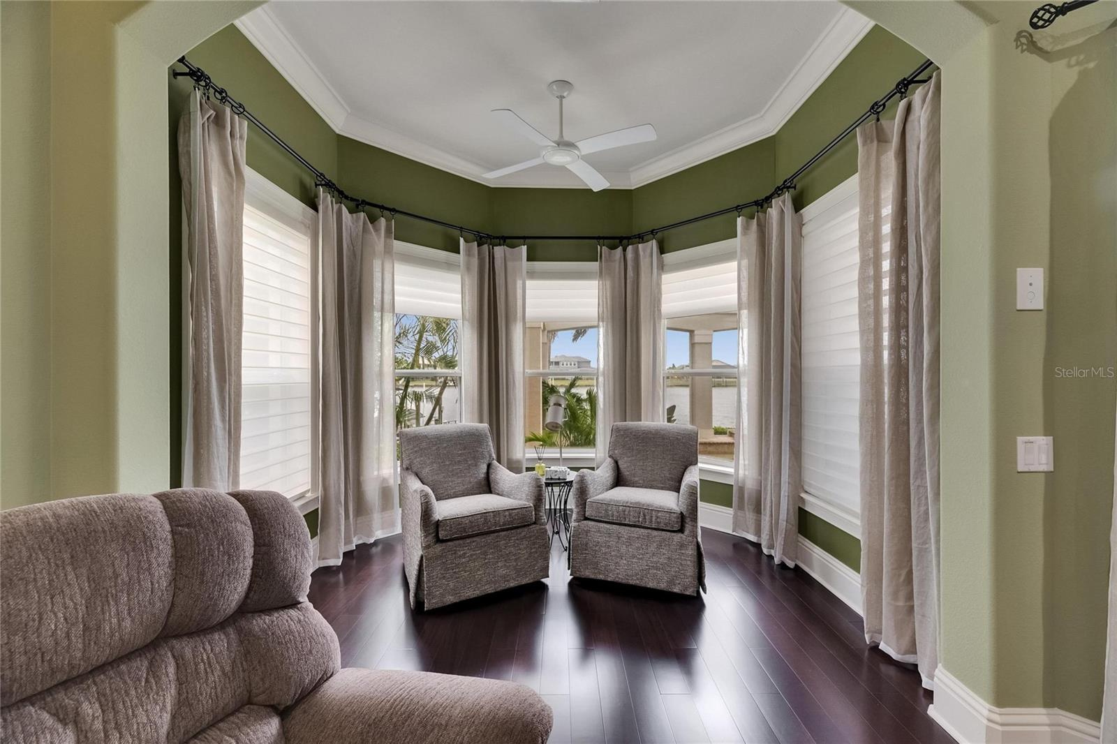 624 BALIBAY RD, APOLLO BEACH, FL, 33572