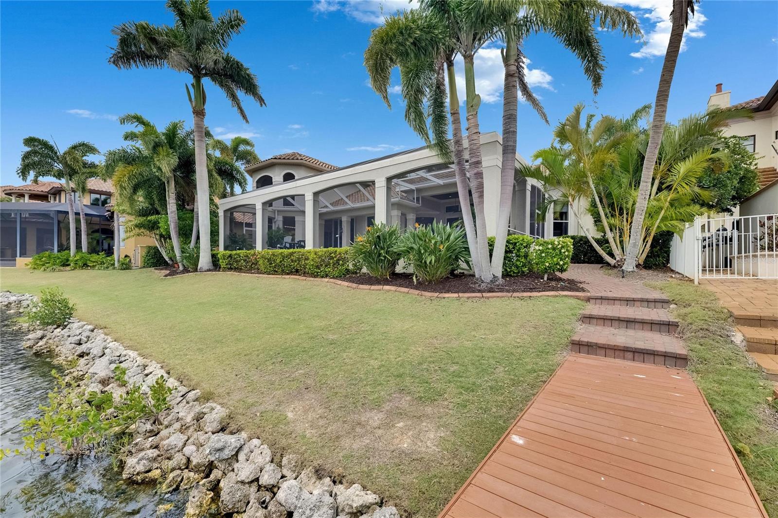 624 BALIBAY RD, APOLLO BEACH, FL, 33572