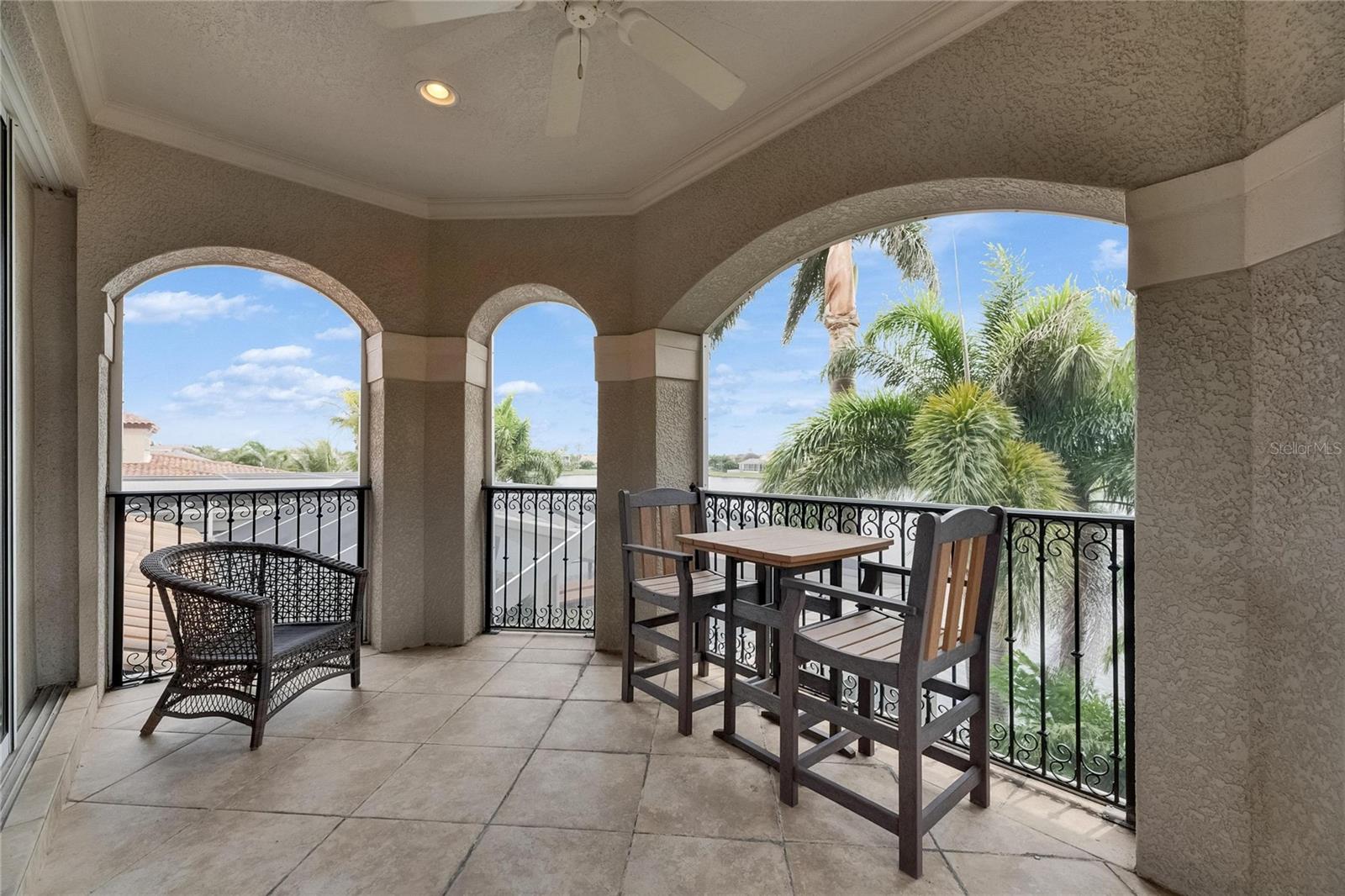 624 BALIBAY RD, APOLLO BEACH, FL, 33572