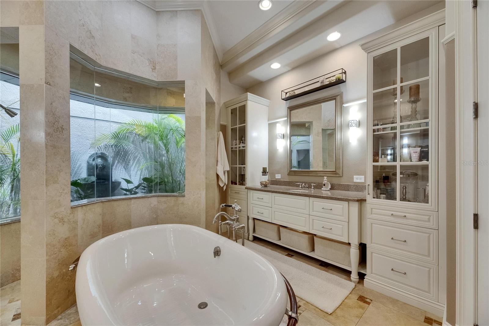 624 BALIBAY RD, APOLLO BEACH, FL, 33572