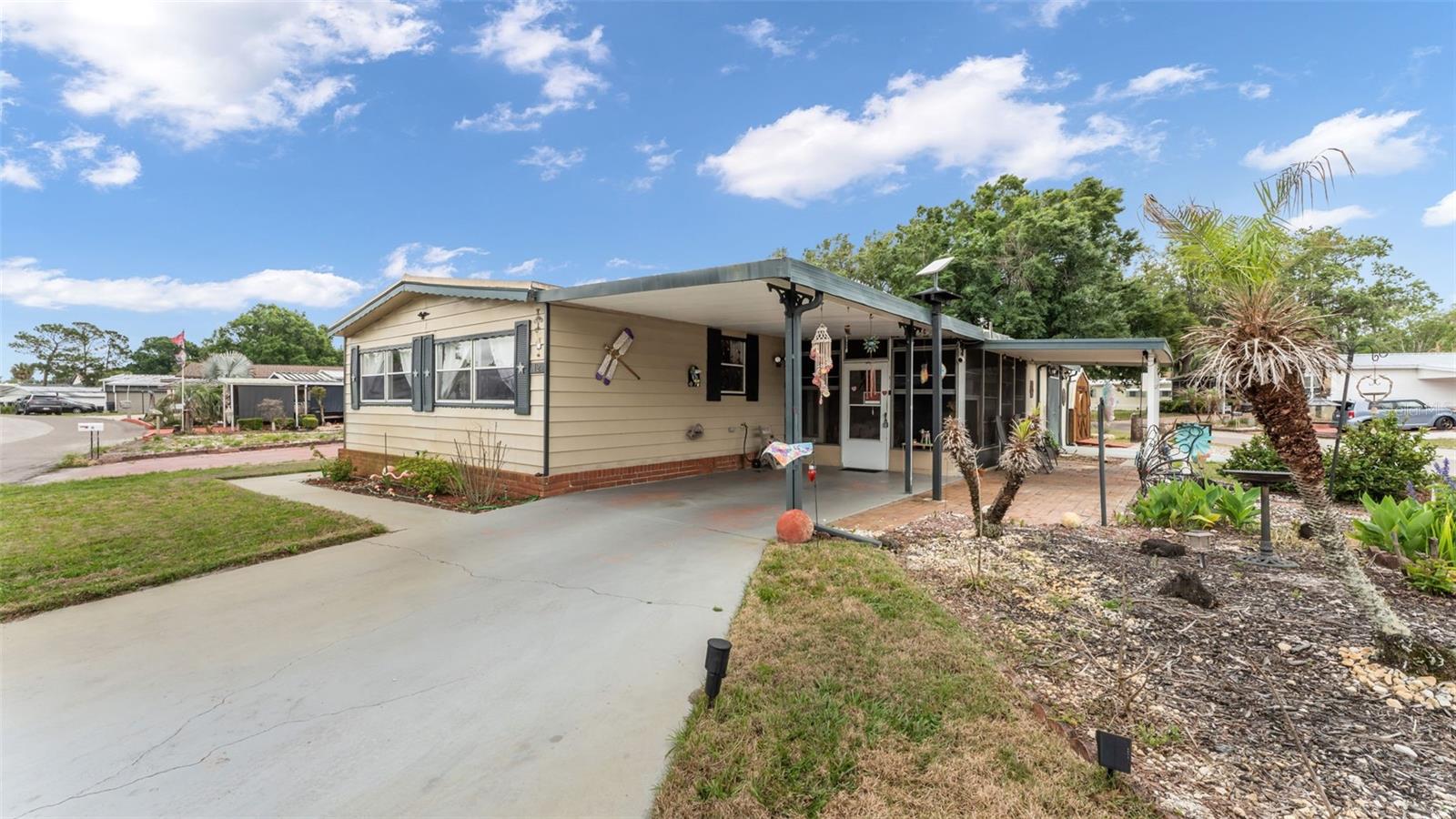 12 WOODLAND CIR, HAINES CITY, FL, 33844