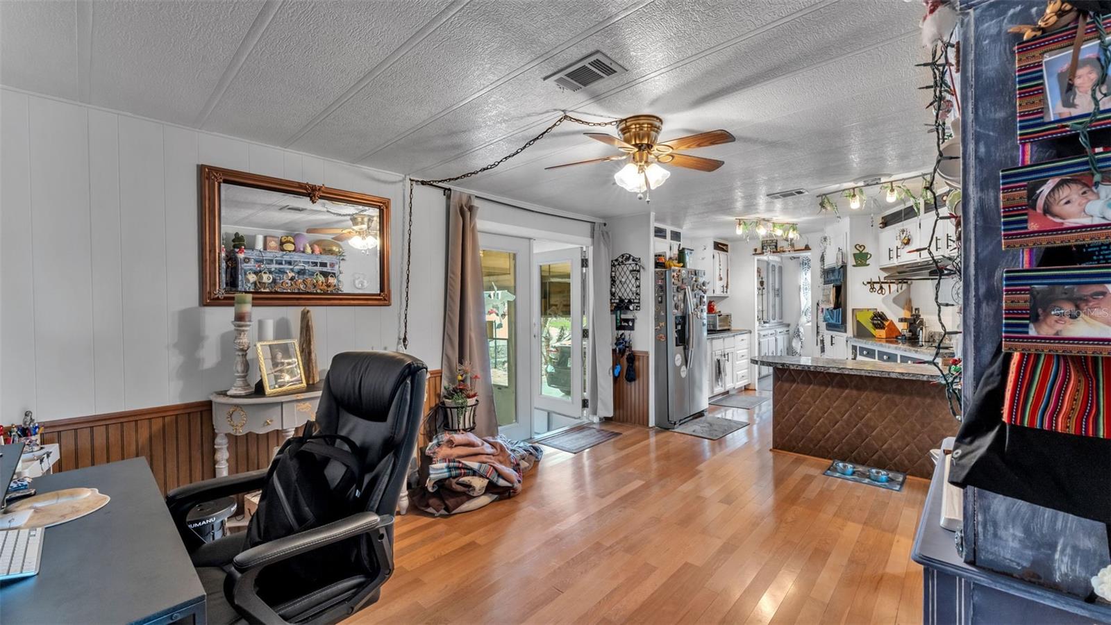 12 WOODLAND CIR, HAINES CITY, FL, 33844