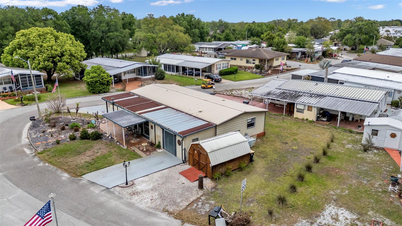 12 WOODLAND CIR, HAINES CITY, FL, 33844