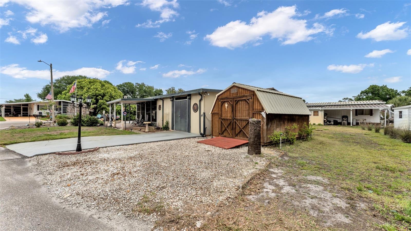 12 WOODLAND CIR, HAINES CITY, FL, 33844