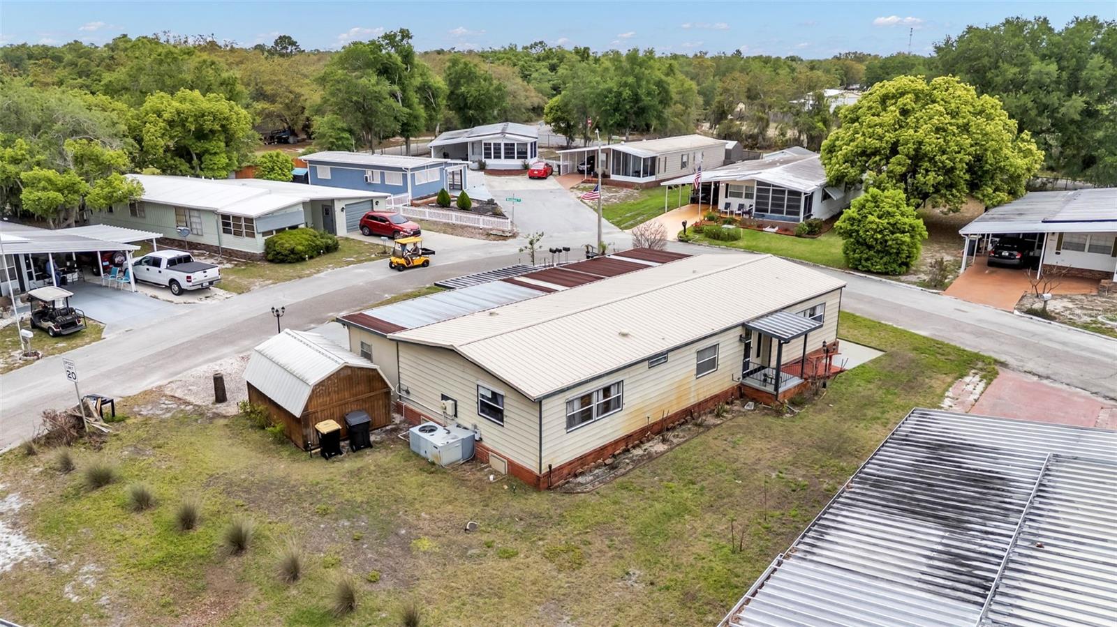 12 WOODLAND CIR, HAINES CITY, FL, 33844